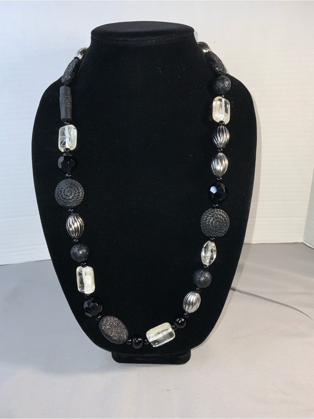 Black and Clear Beaded Women's Necklace